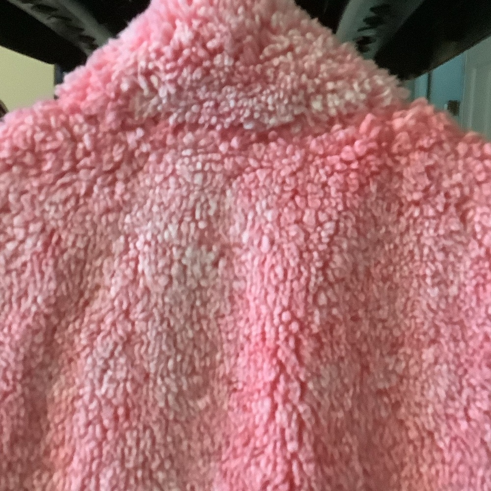 Simply Southern Pink and Gray Sherpa Vest, small, full zip‎ - Picture 6 of 6